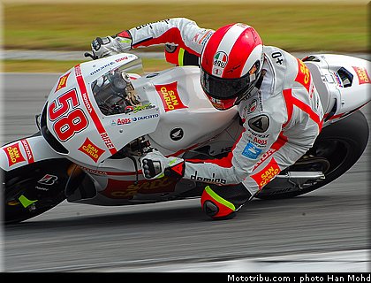 simoncelli_12_motogp_2010_tests_sepang2.JPG