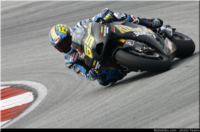 capirossi_12_motogp_2010_test_sepang2