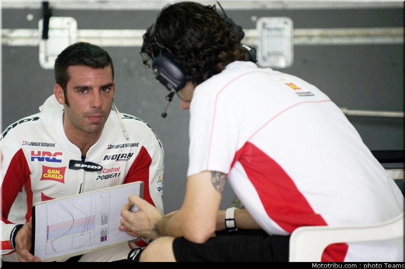 melandri_06_motogp_2010_test_sepang2