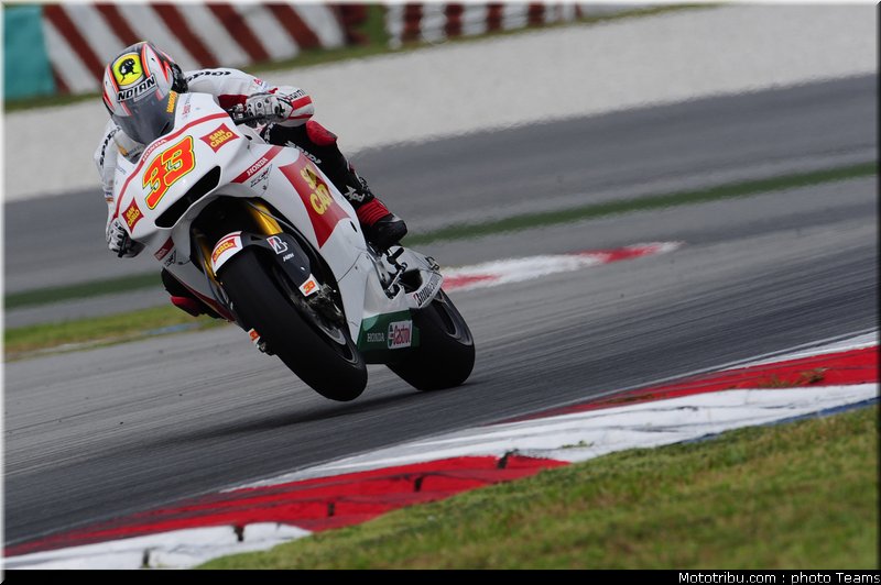 melandri_14_motogp_2010_test_sepang2