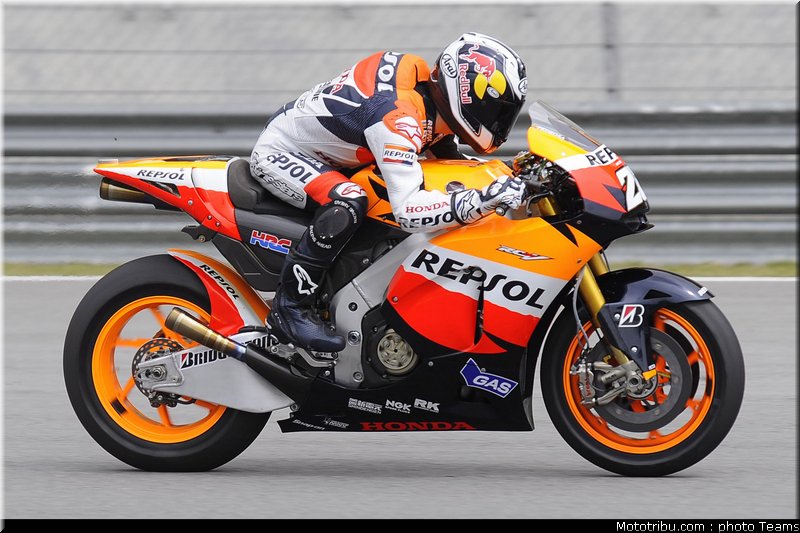 pedrosa_18_motogp_2010_test_sepang2