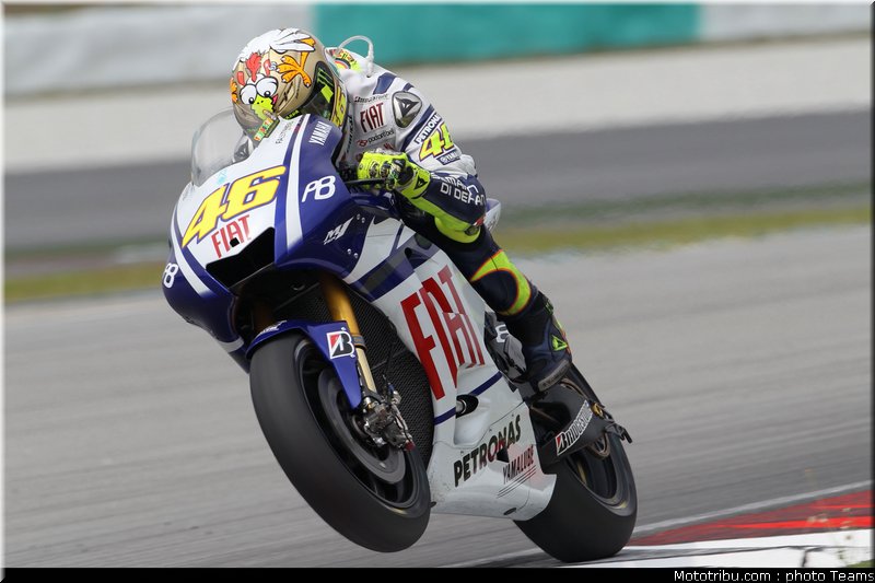 rossi_4_motogp_2010_test_sepang2