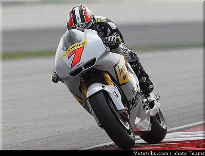 aoyama_1_motogp_2010_test_sepang2.jpg