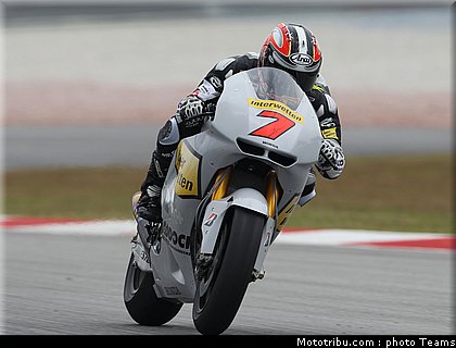 aoyama_2_motogp_2010_test_sepang2.jpg
