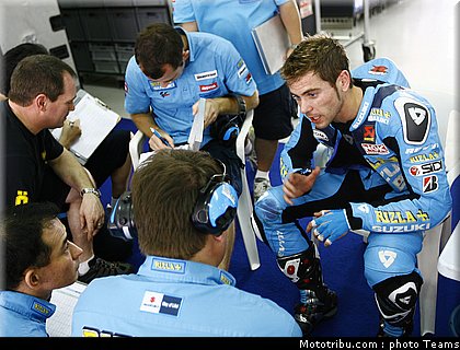 bautista_09_motogp_2010_test_sepang2.jpg