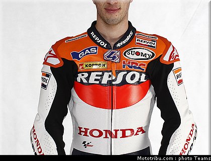 dovizioso_02_motogp_2010_test_sepang2.jpg