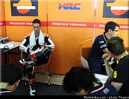 dovizioso_11_motogp_2010_test_sepang2.jpg