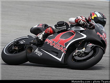 kallio_2_motogp_2010_test_sepang2.jpg