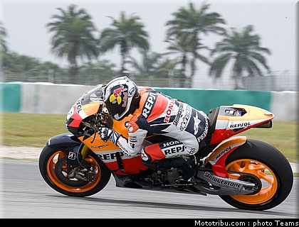 pedrosa_07_motogp_2010_test_sepang2.jpg