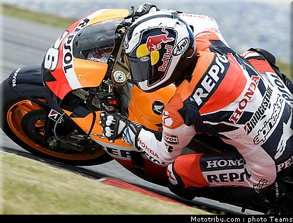 pedrosa_14_motogp_2010_test_sepang2.jpg
