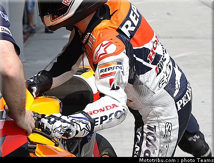 pedrosa_16_motogp_2010_test_sepang2.jpg