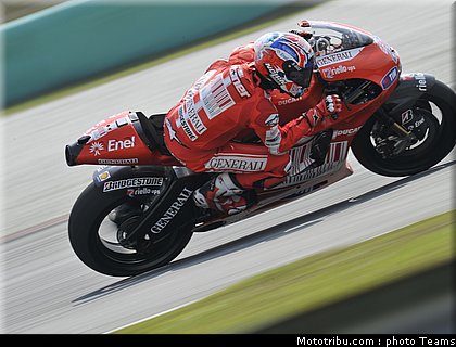 stoner_14_motogp_2010_test_sepang2.JPG