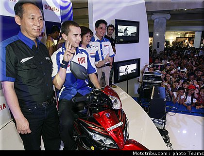 yamaha_asian_tour_17.jpg