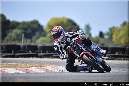 johann_zarco_test_circuit_du_mistral_2010_018.JPG
