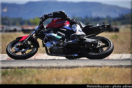 johann_zarco_test_circuit_du_mistral_2010_021.JPG