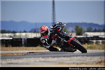 johann_zarco_test_circuit_du_mistral_2010_028.JPG