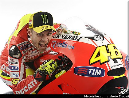 ducati_vroom_2011_0010.jpg