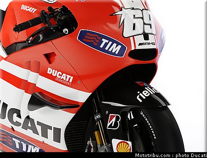ducati_vroom_2011_0017.jpg