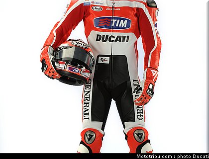 ducati_vroom_2011_0056.JPG