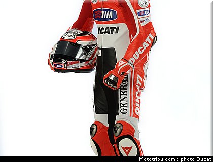 ducati_vroom_2011_0057.JPG