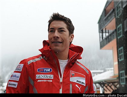 ducati_vroom_2011_0109.JPG