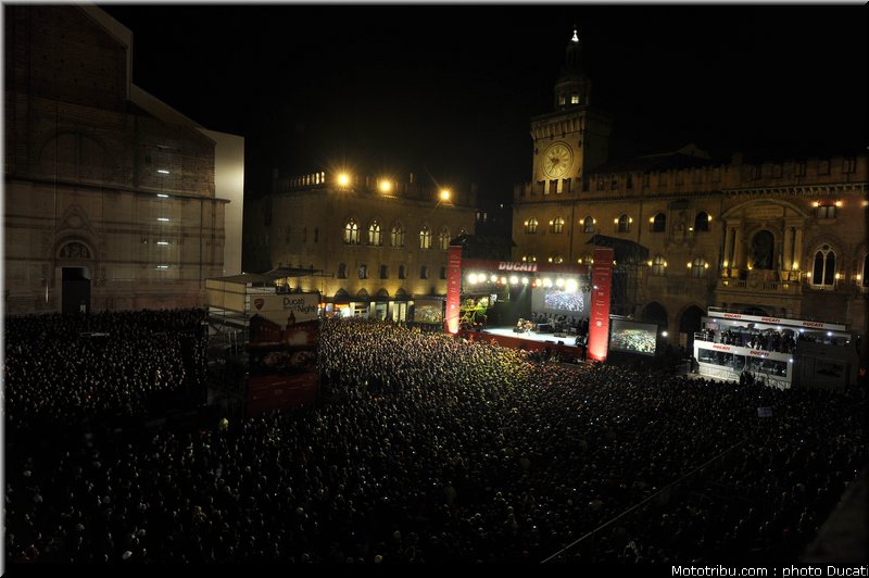 ducati_night_2011_001