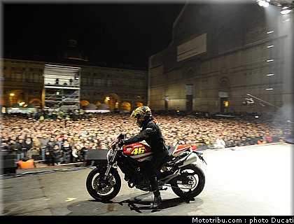 ducati_night_2011_005.JPG