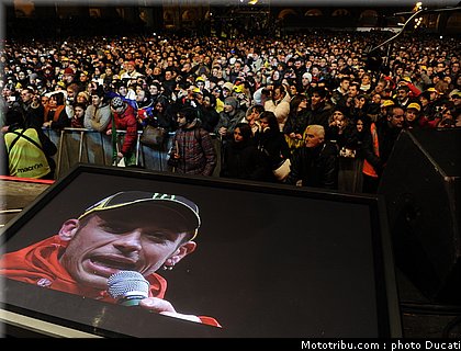 ducati_night_2011_016.JPG