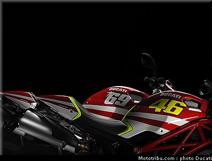 ducati_night_2011_070.jpg
