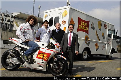 motogp_team_gresini_san_carlo_2011_012.JPG