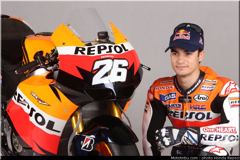 023_honda_repsol_hrc_2011_pedrosa_08_023