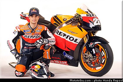 019_honda_repsol_hrc_2011_pedrosa_04_019.jpg