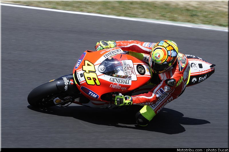 motogp_2011_rossi_mugello_test_gp12_008