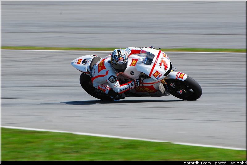 motogp_test_malaisie_2011_aoyama_7