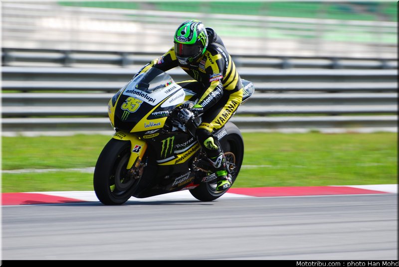 motogp_test_malaisie_2011_crutchlow_1