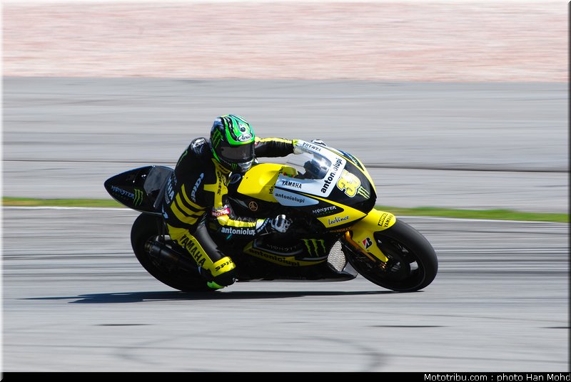 motogp_test_malaisie_2011_crutchlow_3