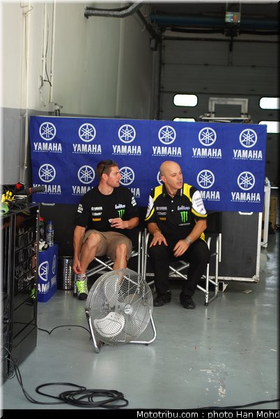 motogp_test_malaisie_2011_crutchlow_7