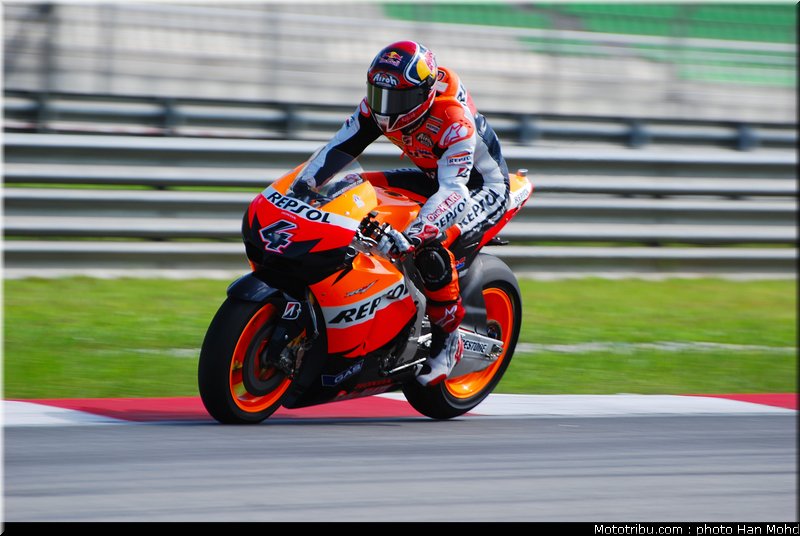 motogp_test_malaisie_2011_dovizioso_01