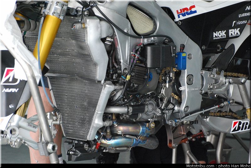 motogp_test_malaisie_2011_gresini_1