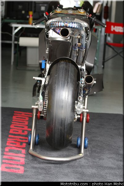 motogp_test_malaisie_2011_honda_1