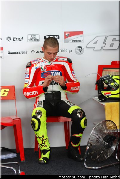 motogp_test_malaisie_2011_rossi_27