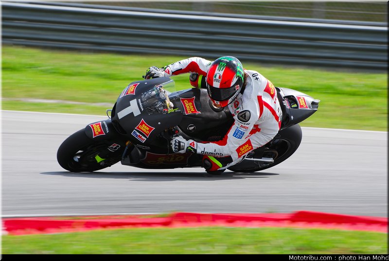 motogp_test_malaisie_2011_simoncelli_09