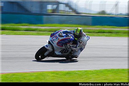 motogp_test_malaisie_2011_abraham_2.JPG
