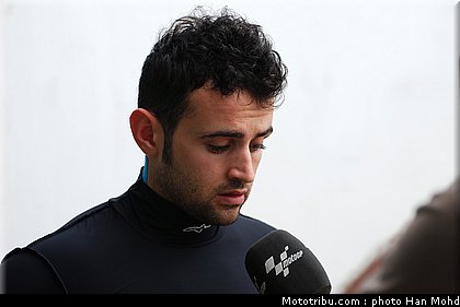motogp_test_malaisie_2011_barbera_1.JPG