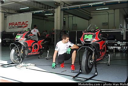 motogp_test_malaisie_2011_depuniet_02.JPG