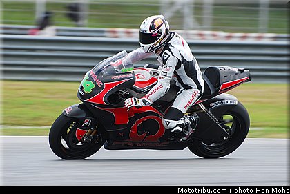 motogp_test_malaisie_2011_depuniet_09.JPG