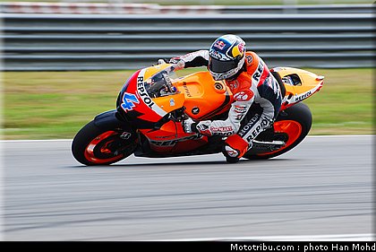 motogp_test_malaisie_2011_dovizioso_06.JPG