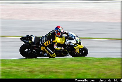 motogp_test_malaisie_2011_edwards_2.JPG