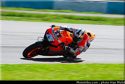 motogp_test_malaisie_2011_pedrosa_1.JPG