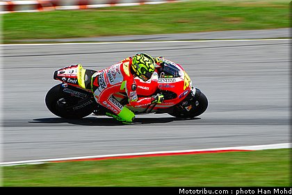 motogp_test_malaisie_2011_rossi_24.JPG
